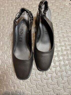 AEROSOLES Black Square-Toe Slingback Flats